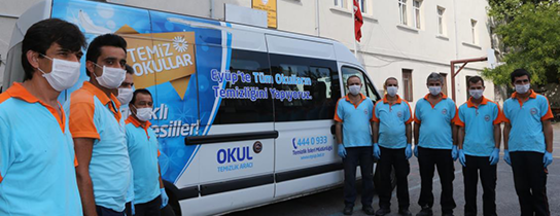 Okulların temizliği Eyüp Belediyesi'nden Okulların temizliği Eyüp Belediyesi'nden