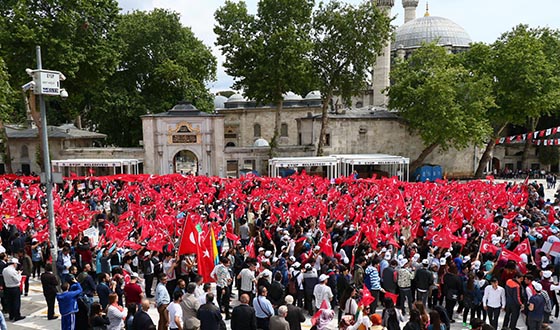 Gençlik Ve Fetih Şöleni Büyük Yürüyüşle Başladı Gençlik Ve Fetih Şöleni Büyük Yürüyüşle Başladı