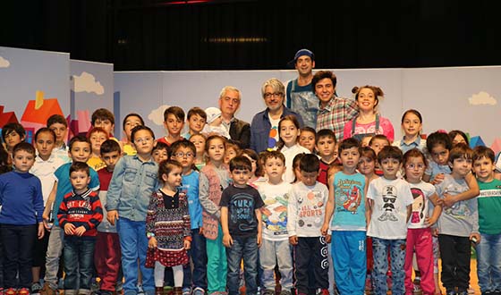Eyüplü Çocuklar "Çocuk Ülkesi"ne Gittiler Eyüplü Çocuklar "Çocuk Ülkesi"ne Gittiler