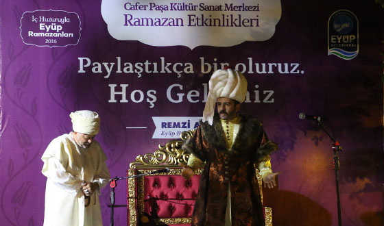 Tarihten Sahnelerin İlk Konuğu Fatih Sultan Mehmet Tarihten Sahnelerin İlk Konuğu Fatih Sultan Mehmet