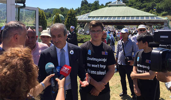 Eyüplü Öğrenciler Srebrenitsa Şehitlerini Unutmadı Eyüplü Öğrenciler Srebrenitsa Şehitlerini Unutmadı
