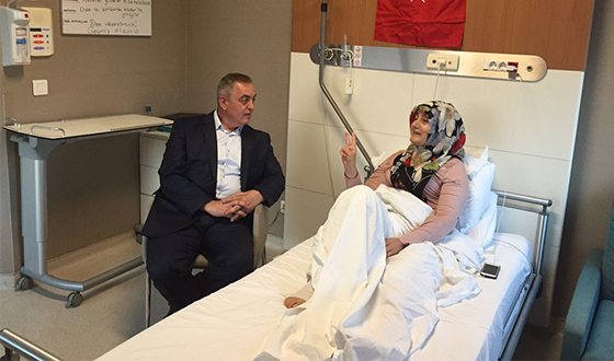 Cesur Yürek Safiye Bayat'a Ziyaret Cesur Yürek Safiye Bayat'a Ziyaret