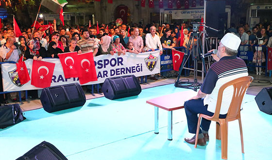 Eyüp Sultan Kutlu Nöbetine Devam Ediyor Eyüp Sultan Kutlu Nöbetine Devam Ediyor