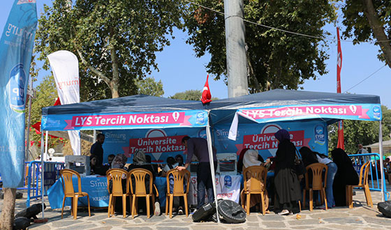 Tercih Heyecanı Eyüp'te Yaşanıyor Tercih Heyecanı Eyüp'te Yaşanıyor