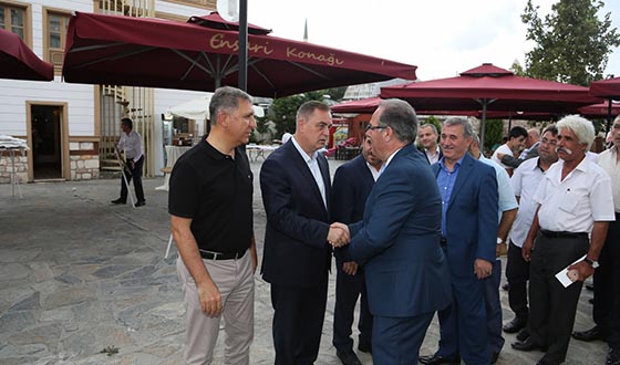 Eyüplülerle Bayramlaşma Eyüplülerle Bayramlaşma