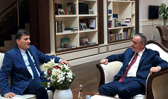 Kosovalı Bakandan Nezaket Ziyareti Kosovalı Bakandan Nezaket Ziyareti