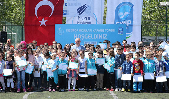 Kış Spor Okulları Kayıtları Devam Ediyor Kış Spor Okulları Kayıtları Devam Ediyor