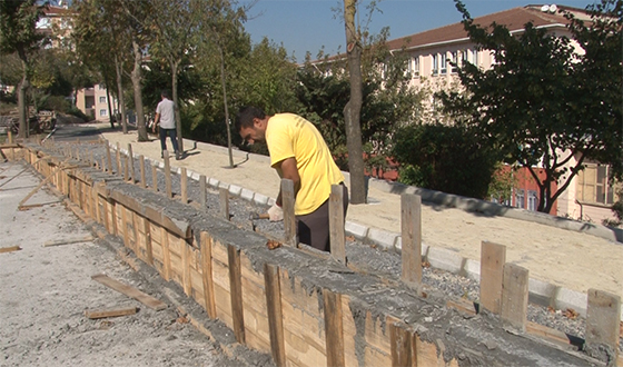 Akşemsettin Parkı Yeni Yüzüyle Hizmet Verecek Akşemsettin Parkı Yeni Yüzüyle Hizmet Verecek