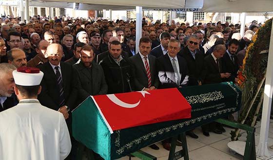 Demirkapı, Eyüp Sultan'dan Ebediyete Uğurlandı Demirkapı, Eyüp Sultan'dan Ebediyete Uğurlandı
