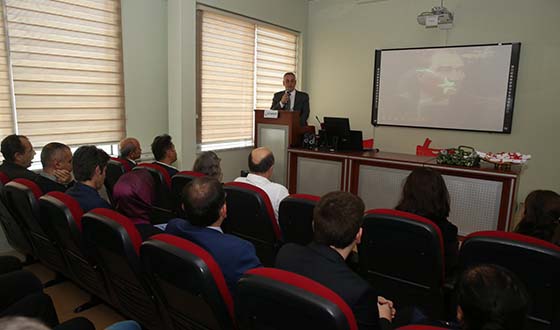 Hastaların Yaptığı El İşi Ürünleri Sergilendi Hastaların Yaptığı El İşi Ürünleri Sergilendi