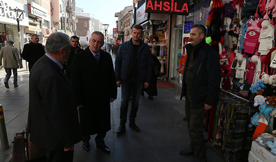 Başkan Aydın'dan Esnaf Ziyareti Başkan Aydın'dan Esnaf Ziyareti