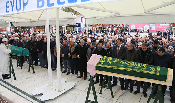 Kemerburgaz ve Eyüp Sultan'dan Ahirete Uğurlandılar Kemerburgaz ve Eyüp Sultan'dan Ahirete Uğurlandılar