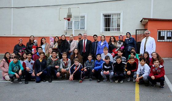 Başkan Aydın'dan Okul Ziyaretleri Başkan Aydın'dan Okul Ziyaretleri