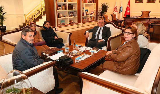 Eyüp Merkez Ortaokulu'ndan Teşekkür Ziyareti Eyüp Merkez Ortaokulu'ndan Teşekkür Ziyareti