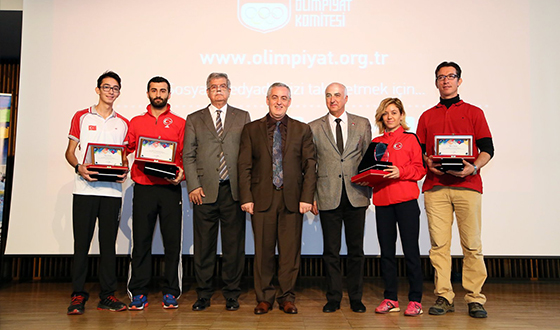 Milli Sporculardan Miniklere Spor Semineri Milli Sporculardan Miniklere Spor Semineri