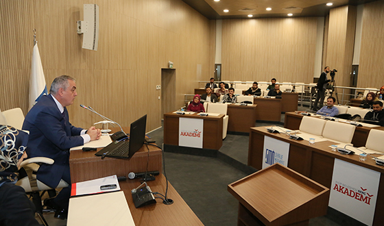 Başkan Aydın, Akademi Öğrencilerine Seminer Verdi Başkan Aydın, Akademi Öğrencilerine Seminer Verdi