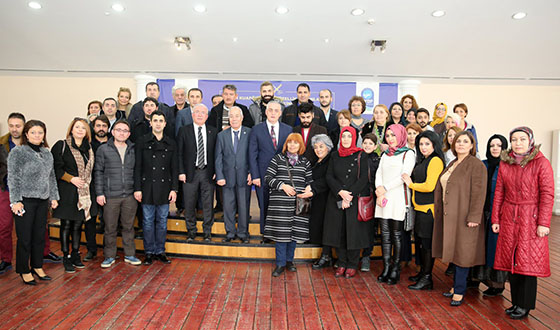Başkan Aydın, Kadın Kuaförleriyle Buluştu Başkan Aydın, Kadın Kuaförleriyle Buluştu