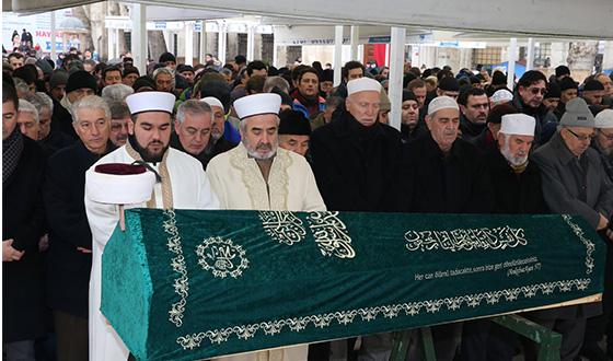 Eski Müftü Yüksel Ebediyete Uğurlandı Eski Müftü Yüksel Ebediyete Uğurlandı