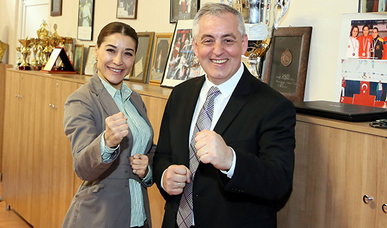 Eski Sporcu Belediyenin Desteğiyle Yeniden Finalde Eski Sporcu Belediyenin Desteğiyle Yeniden Finalde