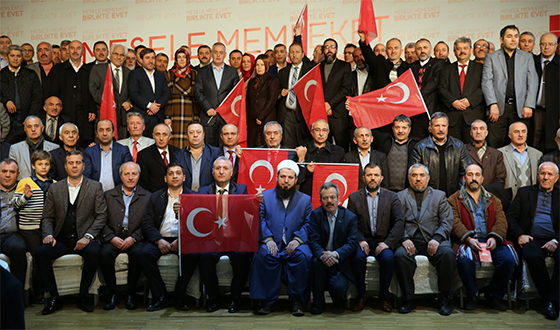 Eyüp'te 400 STK 'Evet Platformu' Kurdu Eyüp'te 400 STK 'Evet Platformu' Kurdu