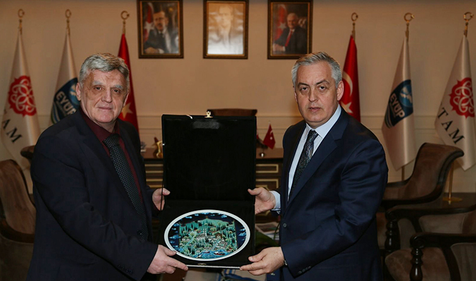 Tutin Belediye Başkanı Kuceviç'ten Ziyaret Tutin Belediye Başkanı Kuceviç'ten Ziyaret