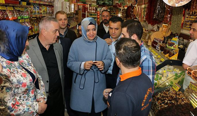 Bakan Kaya, Başkan Aydın'la Esnaf Ziyareti Yaptı Bakan Kaya, Başkan Aydın'la Esnaf Ziyareti Yaptı