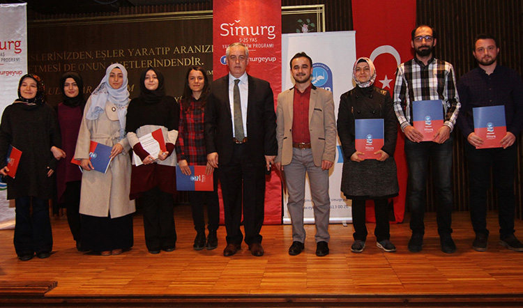 Sertifikalarını Başkan Remzi Aydın'dan aldılar Sertifikalarını Başkan Remzi Aydın'dan aldılar