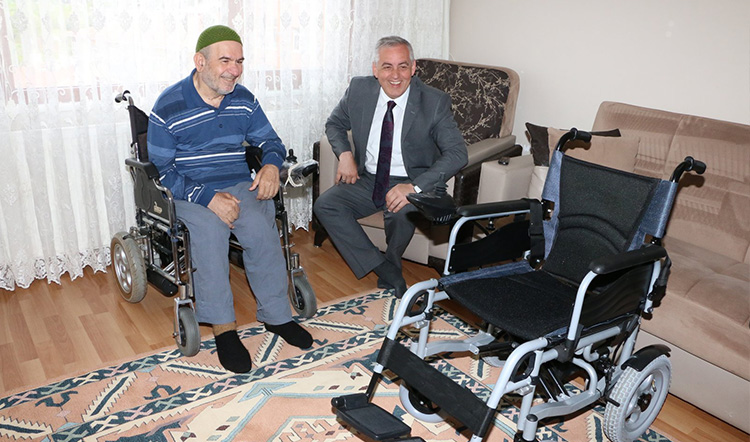 Paşa amca artık gönlünce dolaşabilecek! Paşa amca artık gönlünce dolaşabilecek!