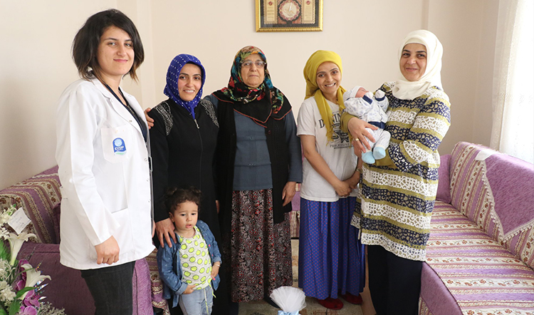 Tülay Aydın'dan anlamlı ziyaretler Tülay Aydın'dan anlamlı ziyaretler