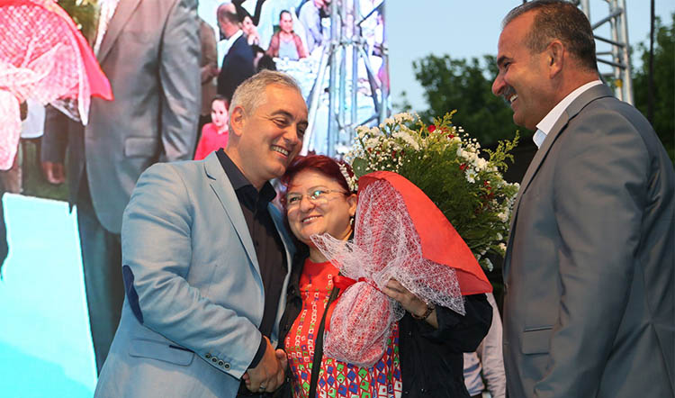 Başkan Aydın personeliyle iftar sofrasında buluştu! Başkan Aydın personeliyle iftar sofrasında buluştu!