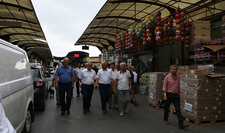 Başkan Aydın Rami Kuru Gıda esnafıyla buluştu Başkan Aydın Rami Kuru Gıda esnafıyla buluştu