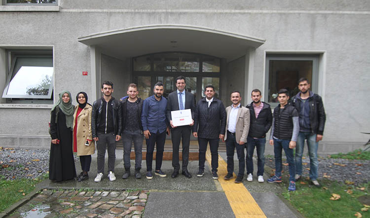 Eyüplü öğrenciler Bilgi Üniversitesi'ni ziyaret etti Eyüplü öğrenciler Bilgi Üniversitesi'ni ziyaret etti