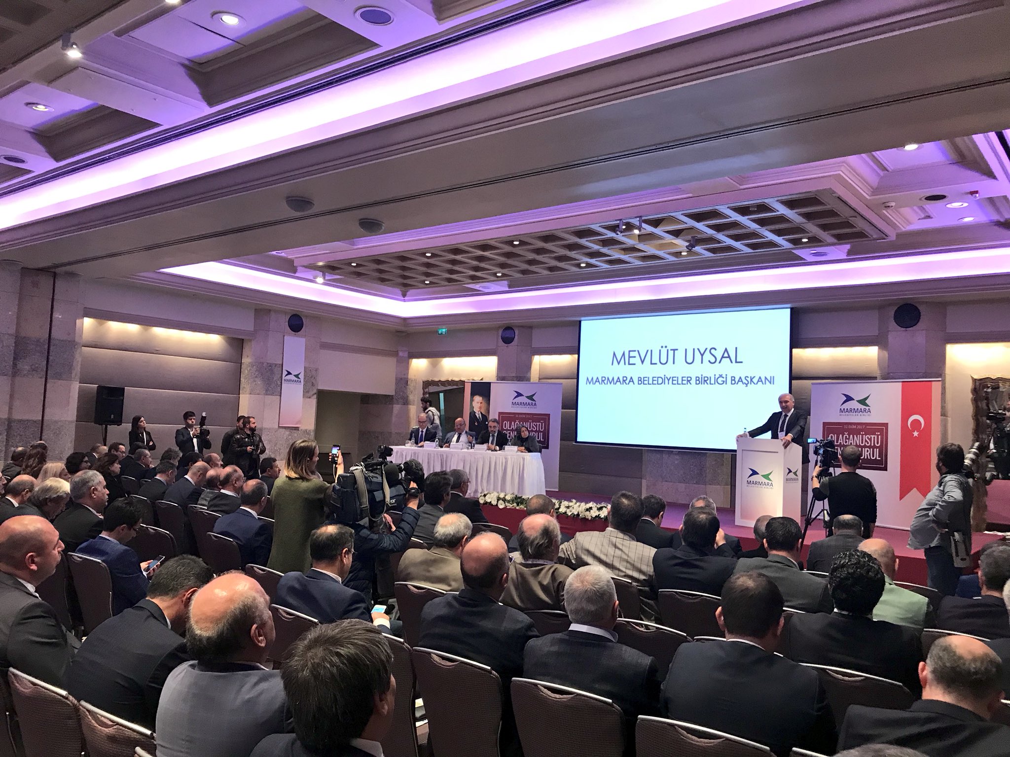 Marmara Belediyeler Birliği'nin başkanlığına Mevlüt Uysal seçildi Marmara Belediyeler Birliği'nin başkanlığına Mevlüt Uysal seçildi