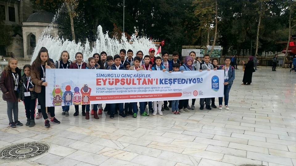 Simurglu Genç Kaşifler Eyüpsultan'ı keşfediyor Simurglu Genç Kaşifler Eyüpsultan'ı keşfediyor