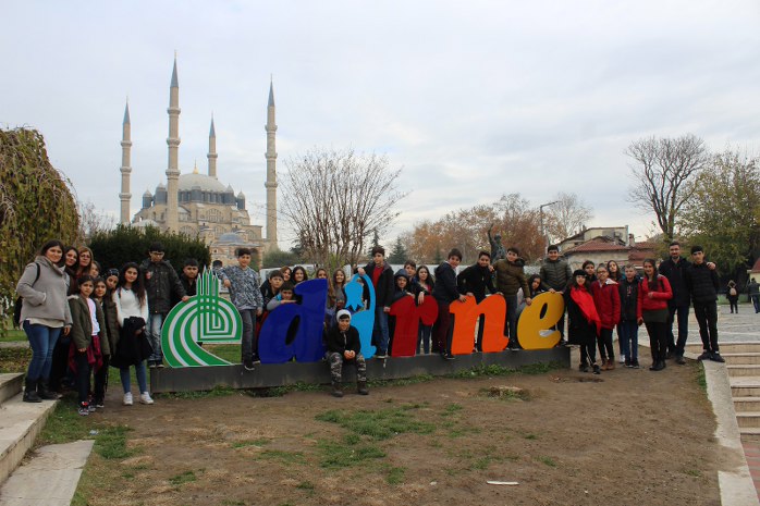 Simurglu öğrenciler ecdadını yerinde tanıyor Simurglu öğrenciler ecdadını yerinde tanıyor