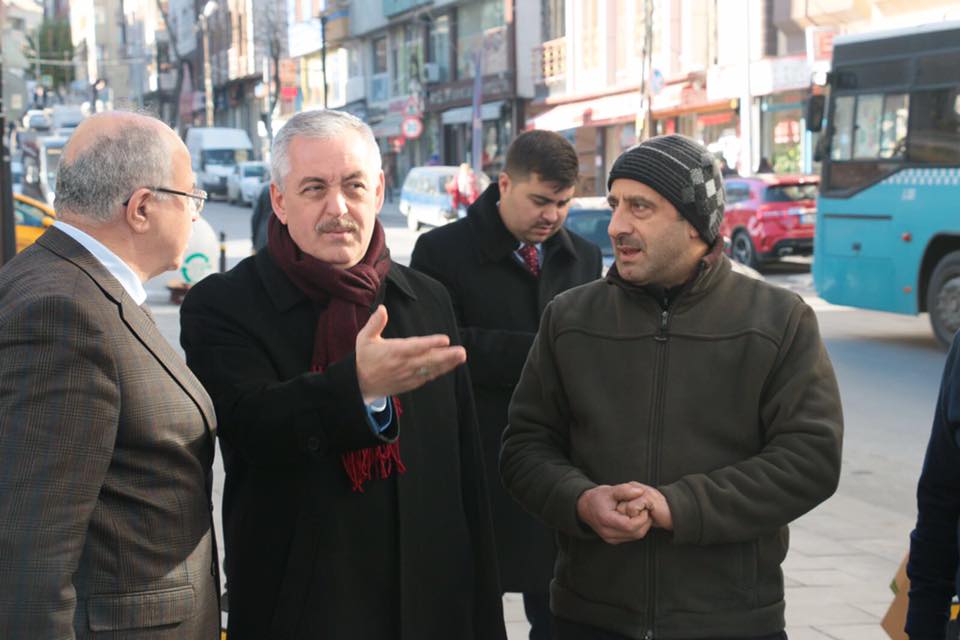 Başkan Remzi Aydın, Esentepe mahallesini ziyaret etti Başkan Remzi Aydın, Esentepe mahallesini ziyaret etti