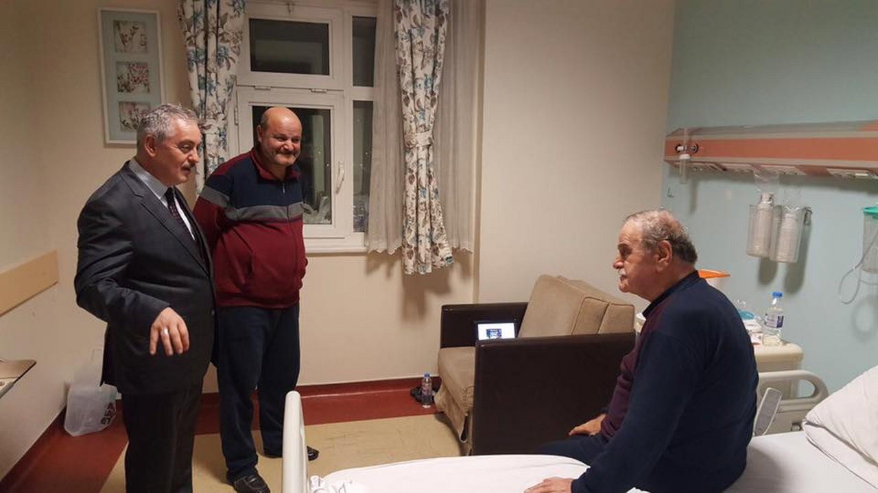 Başkan Remzi Aydın, sağlık personelini ve hastaları ziyaret etti Başkan Remzi Aydın, sağlık personelini ve hastaları ziyaret etti