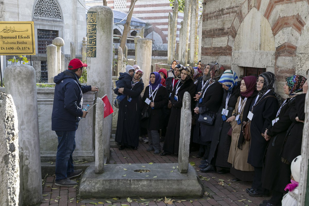ESTAM Rehberlik Hizmeti'yle Eyüpsultan'ı yeniden keşfedin ESTAM Rehberlik Hizmeti'yle Eyüpsultan'ı yeniden keşfedin