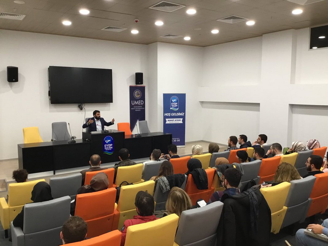 Mustafa Güngör, Medya Okulunda eğitim verdi Mustafa Güngör, Medya Okulunda eğitim verdi