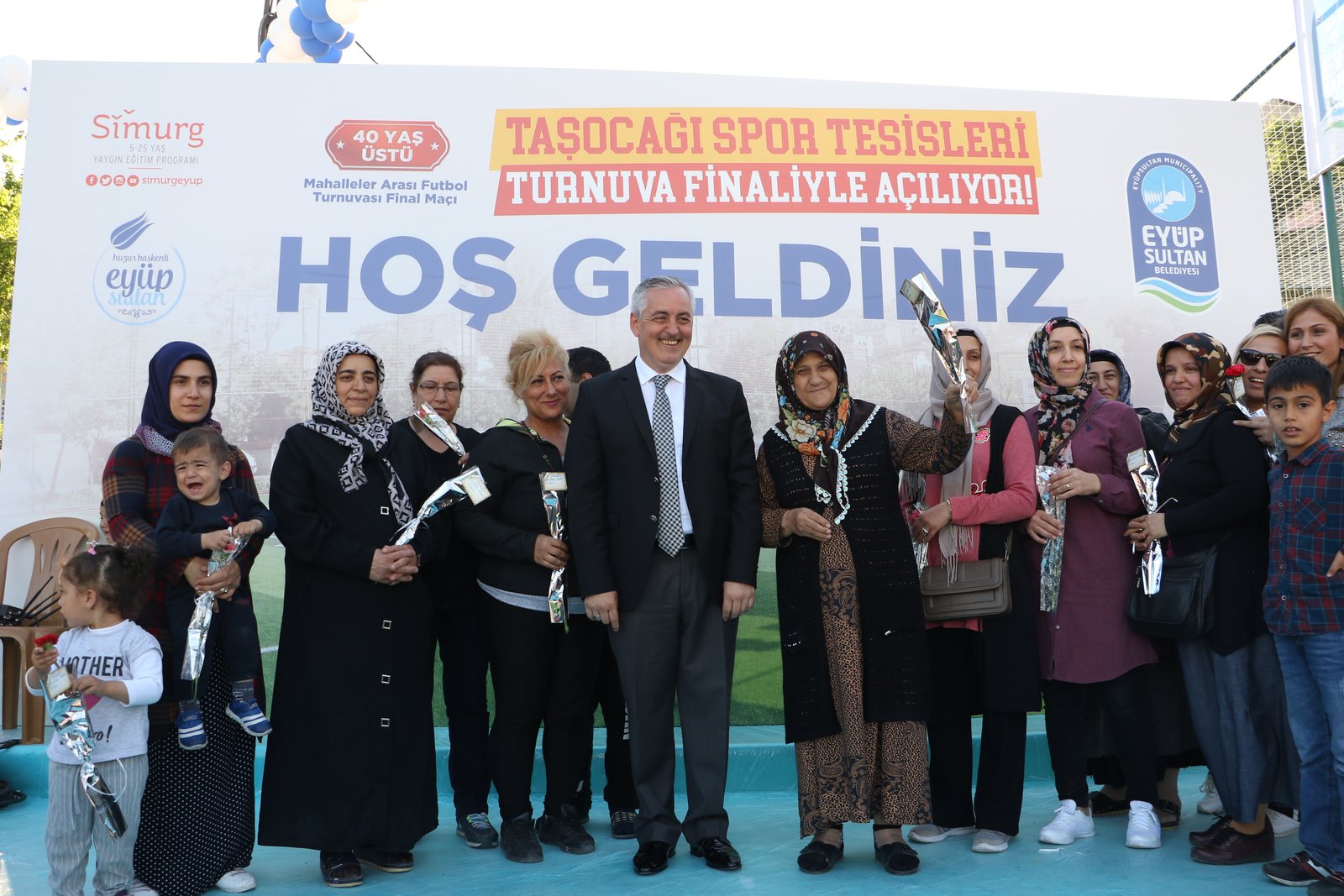 Eyüpsultan Belediye Başkanı Remzi Aydın, Sakarya ve Silahtarağa, spor tesisi, Şehit Er Emrah Akman Parkı Eyüpsultan Belediye Başkanı Remzi Aydın, Sakarya ve Silahtarağa, spor tesisi, Şehit Er Emrah Akman Parkı