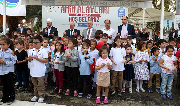 “Amin Alayları” Eyüpsultan'da yaşatılıyor “Amin Alayları” Eyüpsultan'da yaşatılıyor