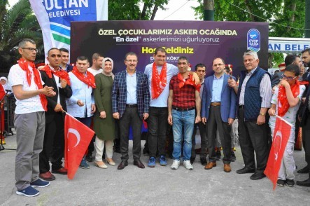 Eyüpsultan Engelliler Eğitim Merkezi, ESER, Down Sendromlu, askerlik, Eyüpsultan Belediye Başkanı Deniz Köken Eyüpsultan Engelliler Eğitim Merkezi, ESER, Down Sendromlu, askerlik, Eyüpsultan Belediye Başkanı Deniz Köken