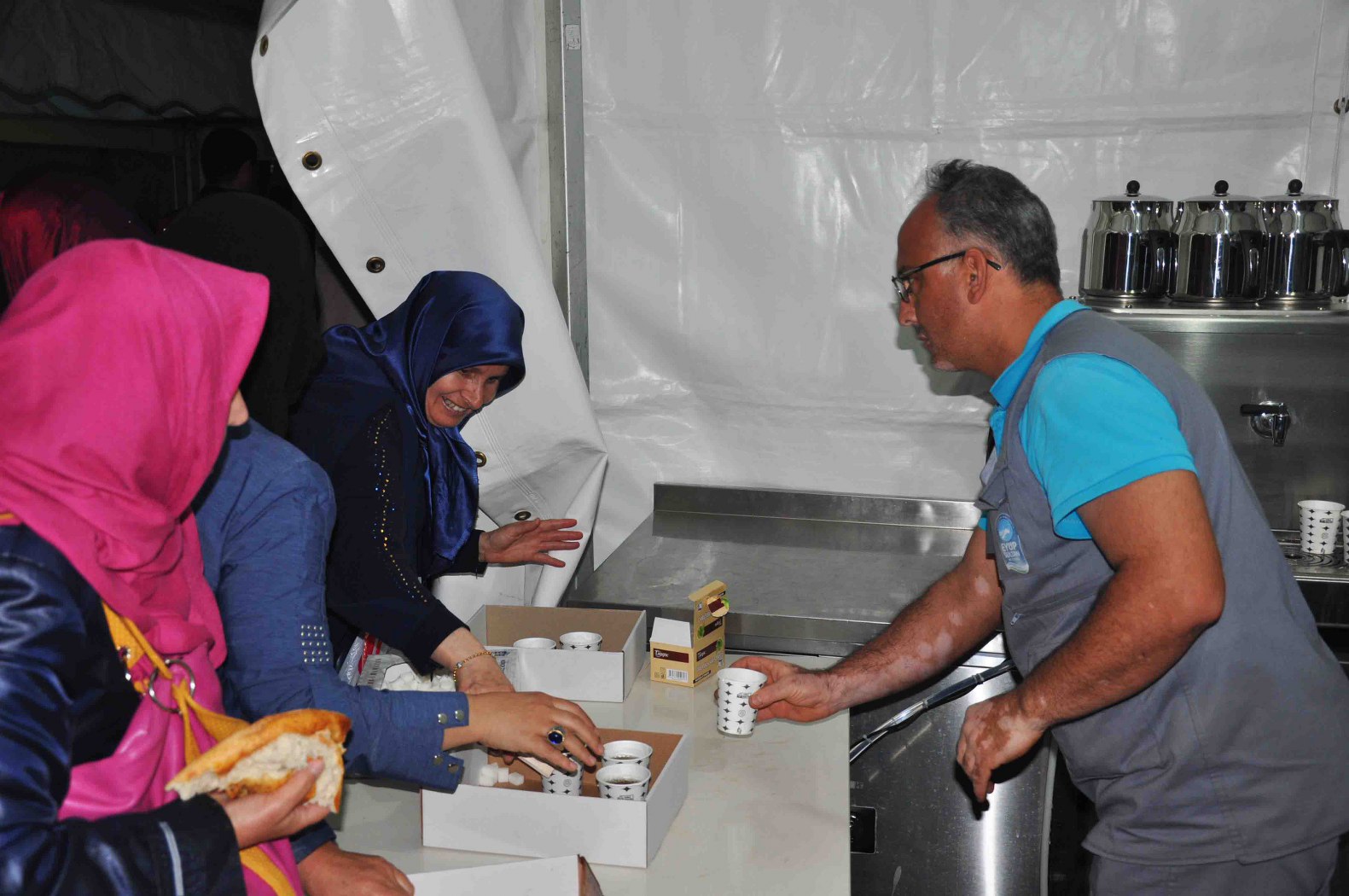 Eyüpsultan, iftar, çay, Eyüpsultan Belediyesi Eyüpsultan, iftar, çay, Eyüpsultan Belediyesi