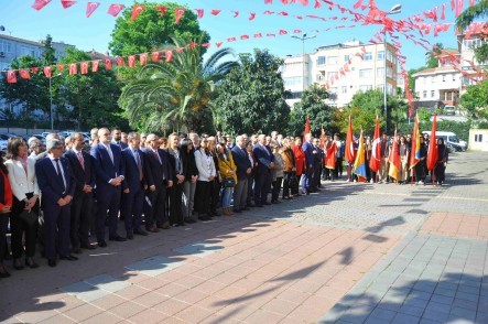 19 Mayıs Atatürk'ü Anma Gençlik ve Spor Bayramı, Eyüpsultan, tören, Eyüpsultan Belediye Başkanı Deniz Köken 19 Mayıs Atatürk'ü Anma Gençlik ve Spor Bayramı, Eyüpsultan, tören, Eyüpsultan Belediye Başkanı Deniz Köken