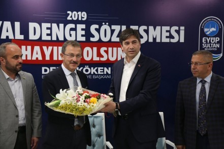 Eyüpsultan Belediye Başkanı Deniz Köken, Bem-Bir-Sen Genel Başkanı Levent Uslu, Sosyal Denge Sözleşmesi Eyüpsultan Belediye Başkanı Deniz Köken, Bem-Bir-Sen Genel Başkanı Levent Uslu, Sosyal Denge Sözleşmesi