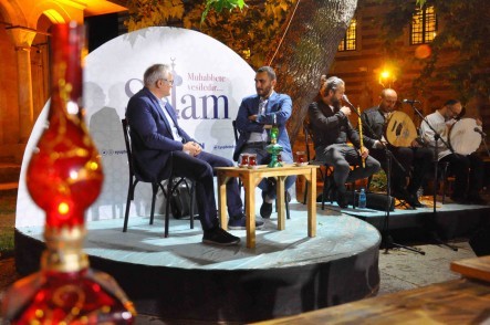 Eyüpsultan Belediyesi, Zal Mahmut Paşa Külliyesi Avlusu, Ali Şükrü Çoruk Eyüpsultan Belediyesi, Zal Mahmut Paşa Külliyesi Avlusu, Ali Şükrü Çoruk