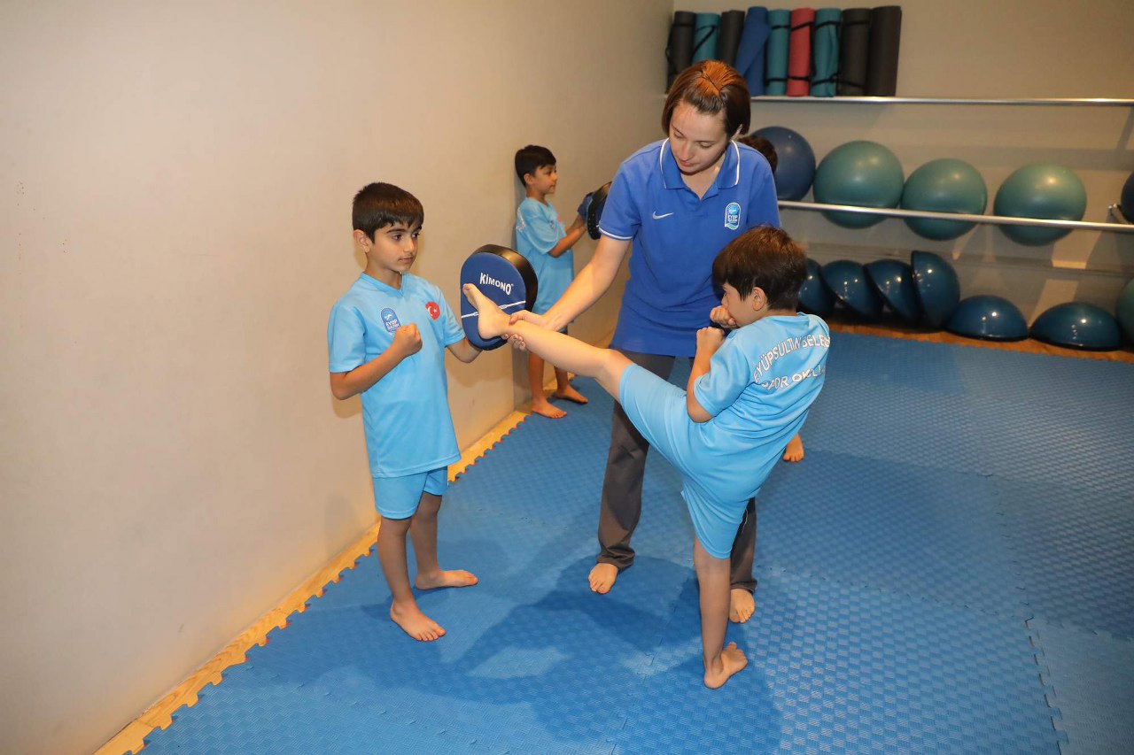 Eyüpsultan Belediyesi, Yaz Spor Okulları, karate, ders