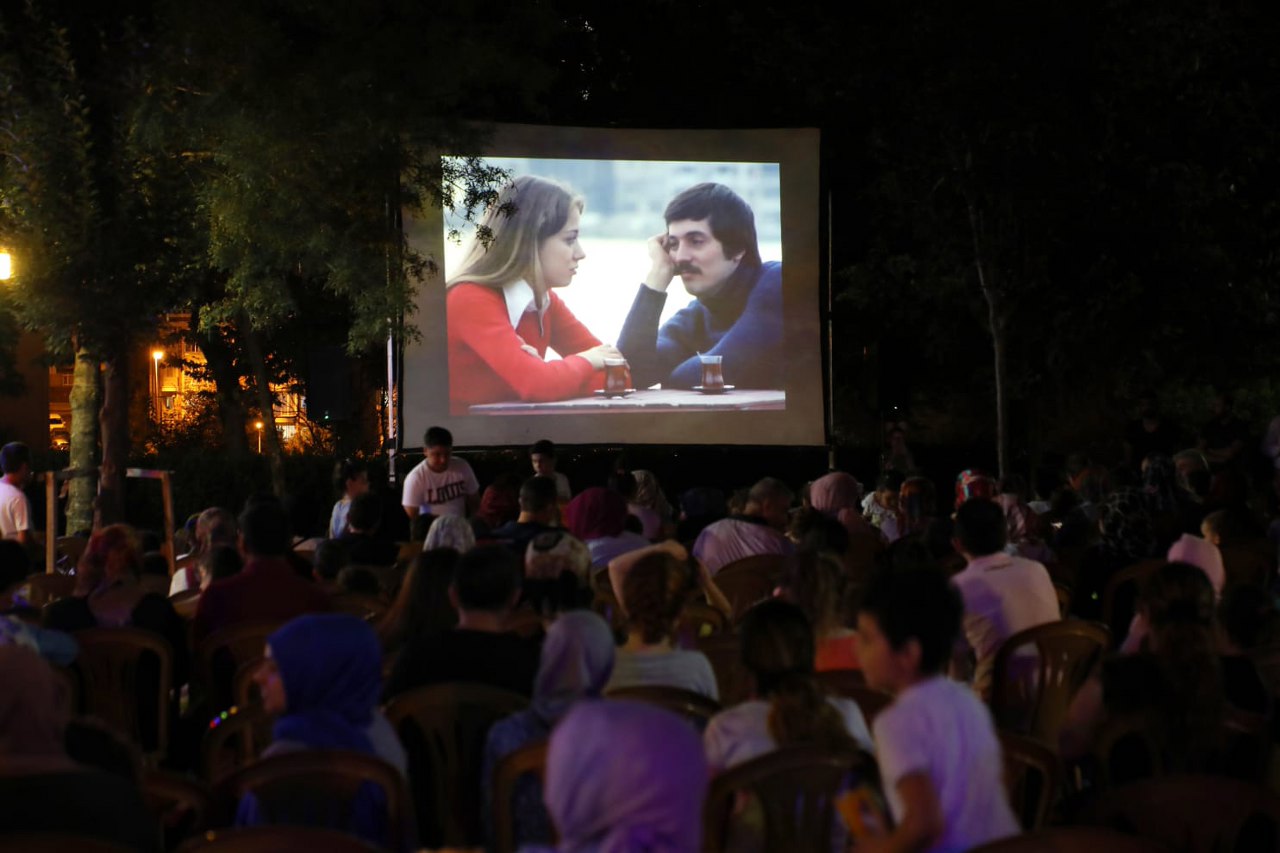 Eyüpsultan Belediyesi, Kültür İşleri Müdürlüğü, Açık Hava Sinema Geceleri, Yeşilpınar Mahallesi