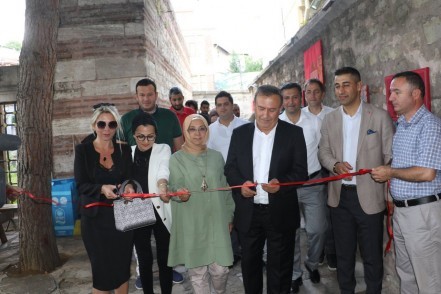 Eyüpsultan Belediyesi, Caferpaşa Medresesi Kültür Sanat Merkezi, Kırmızı Kudüs, sergi Eyüpsultan Belediyesi, Caferpaşa Medresesi Kültür Sanat Merkezi, Kırmızı Kudüs, sergi