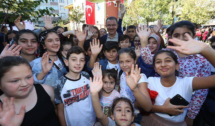 Bilgi Evleri ve Gençlik Merkezleri'nde Eğitim Yılı Başladı Bilgi Evleri ve Gençlik Merkezleri'nde Eğitim Yılı Başladı